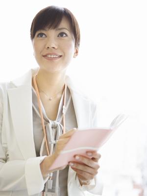 保育士学校で資格を取り保育施設で働く